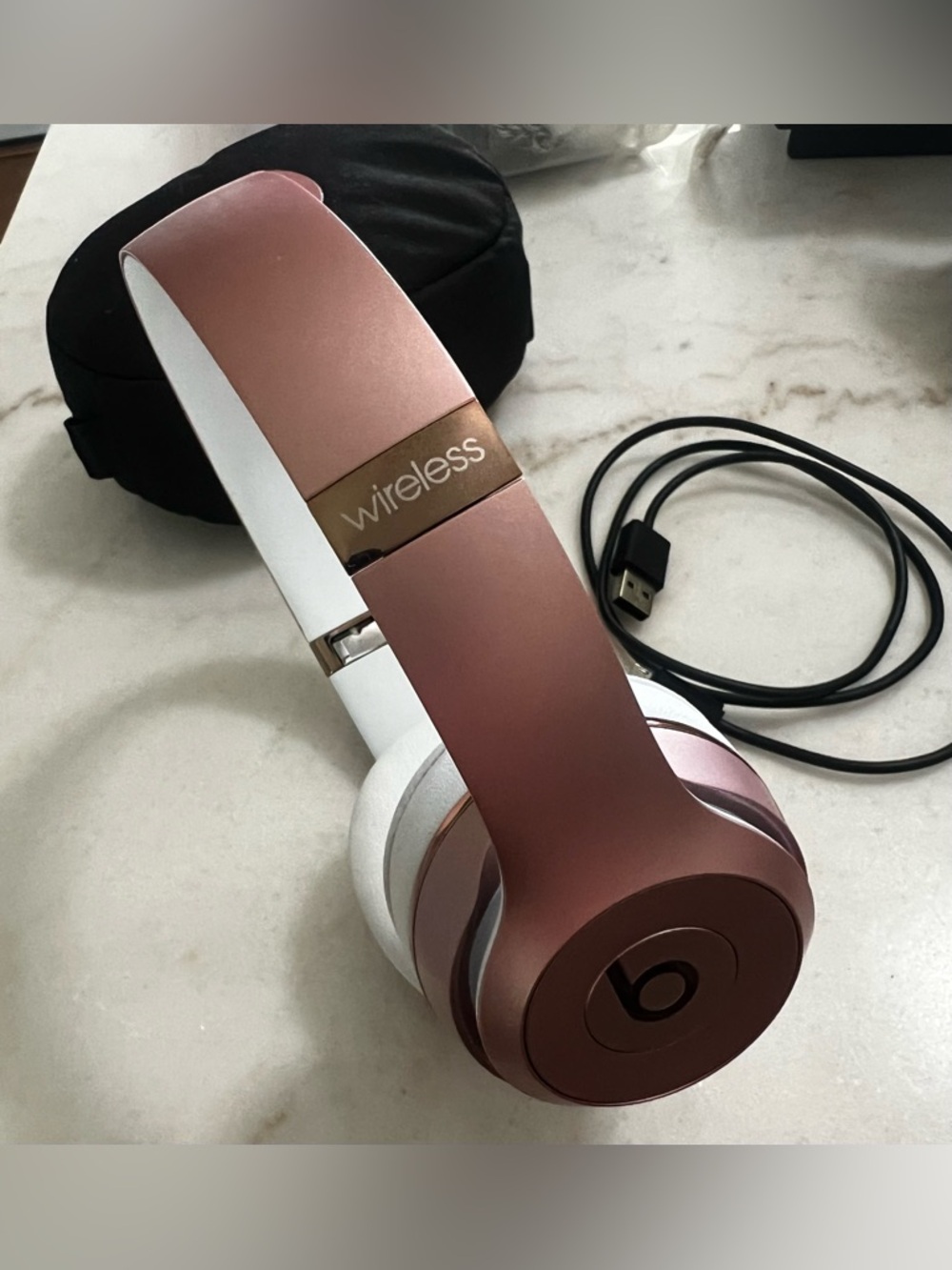 Beats Solo3 Wireless On-Ear Headphones in Rose Gold -Work Great- - Picture 6 of 7
